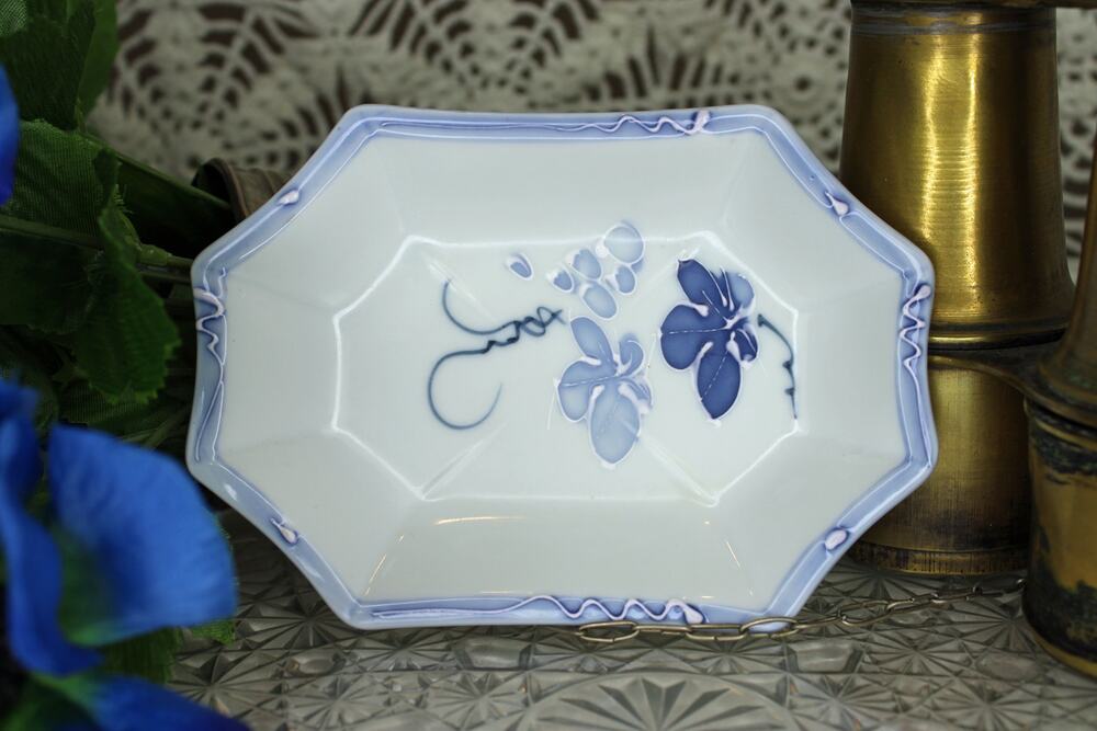 Andre Richard Hand Painted Japan Blue Garden Floral Porcelain Soap Dish